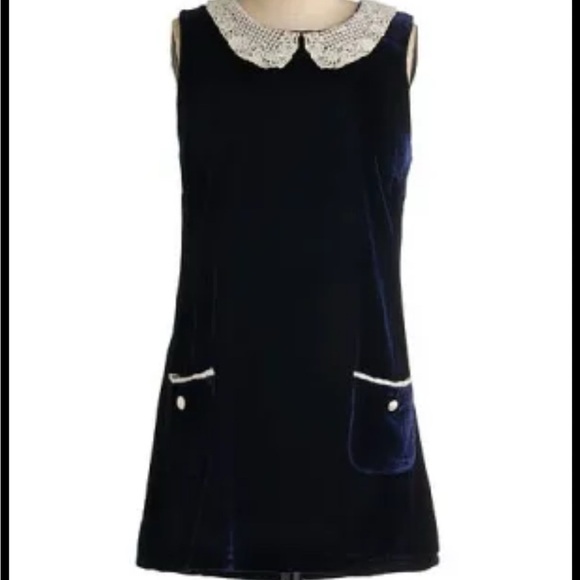 Maya Velvet Dress - Size Medium - Navy with Lace Detail - Picture 2 of 8